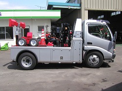 レッカー車